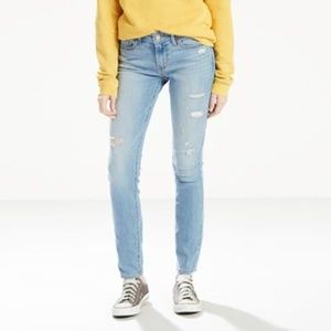 Levis 711 Skinny Light Wash Jeans 31/34 NWT
